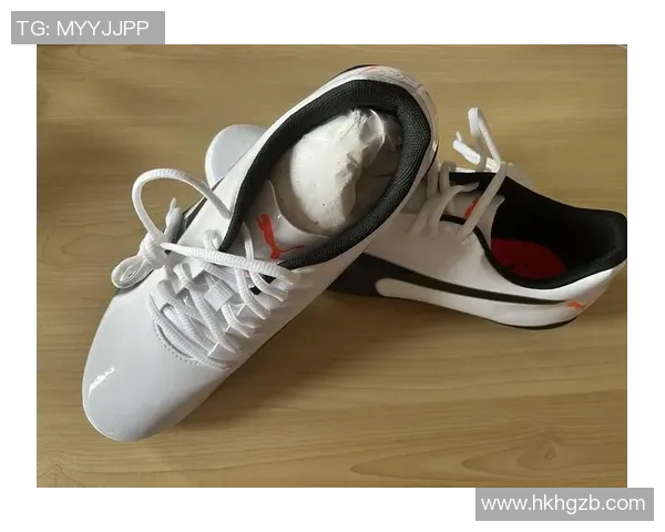 穿着X20足球鞋的顶级球星们如何在绿茵场上展现无与伦比的速度与技巧 穿着X20足球鞋的顶级球星们如何在绿茵场上展现无与伦比的速度与技巧