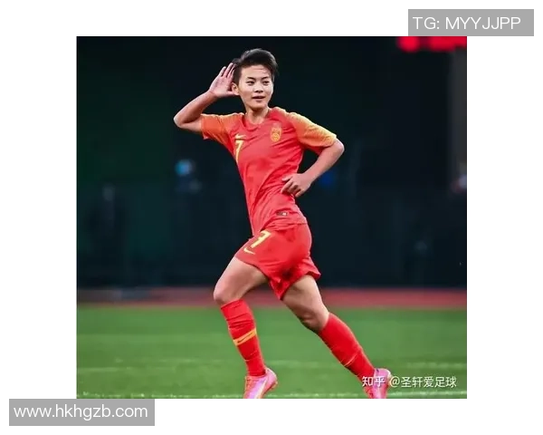 中国女足球星高清图片合集 展现巾帼英雄风采与赛场英姿